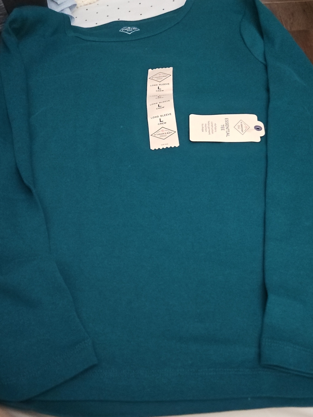 St. John's Bay Women's Green Long Sleeve Essential Tee Sweater Size Large